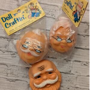 Vtg Doll Faces Christmas/Other